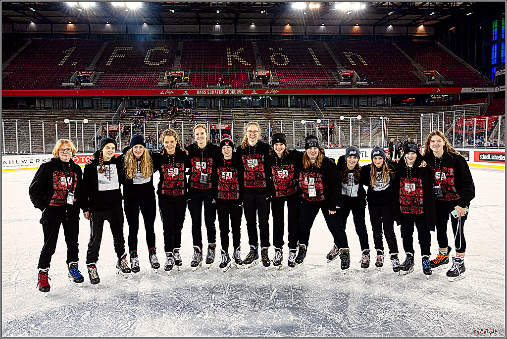 PENNY DEL;  Koelner Haie - Augsburger Panther; Koeln, 08.01.2023